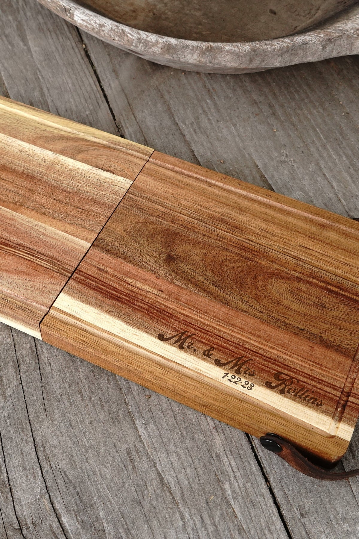 Folding Acacia Cheese Board with Serving Utensils