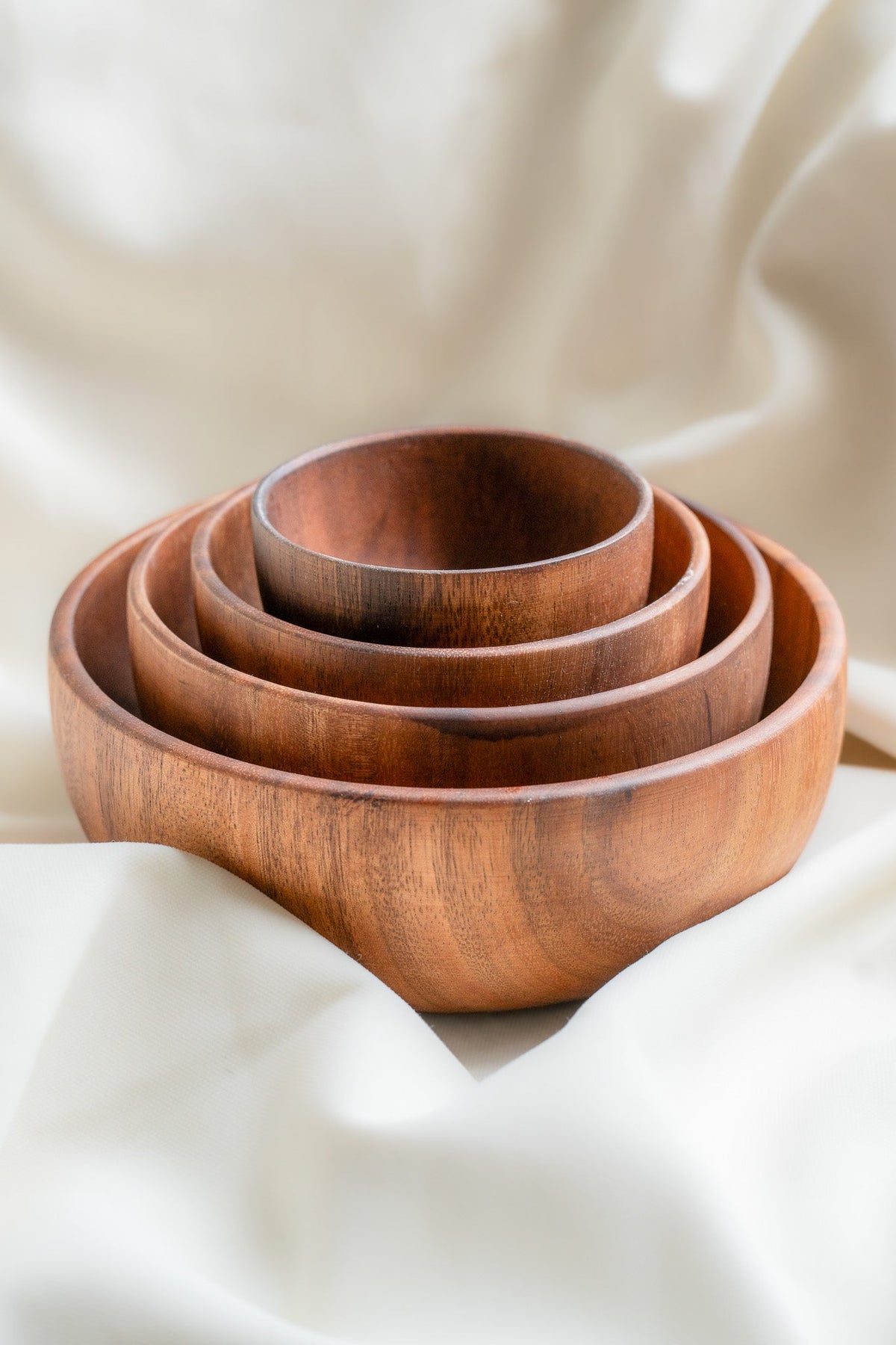 Rustic Acacia Wood Bowls — Set of 4