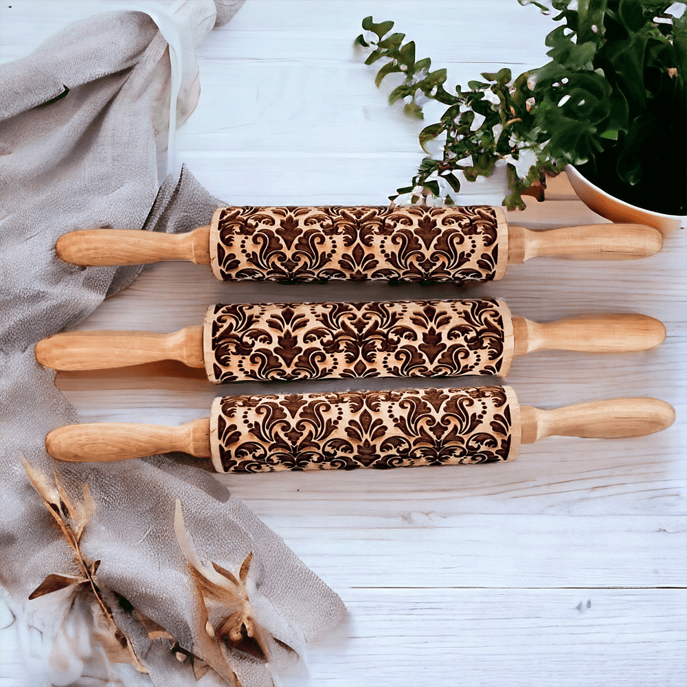 Decorative Rolling Pin with Two Cookie Cutters