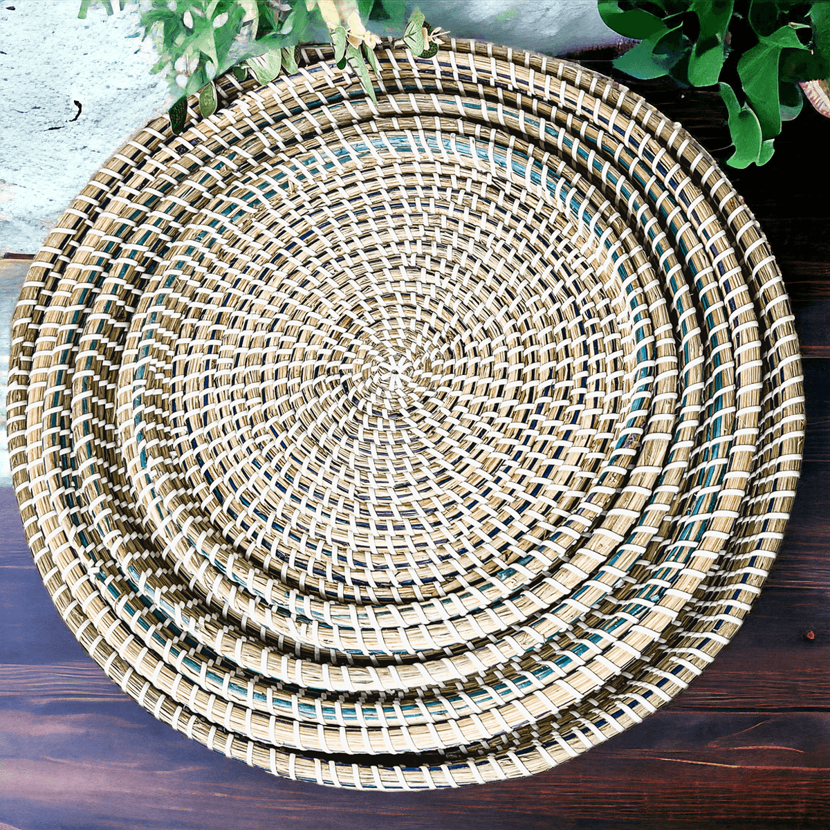 Handwoven Seagrass Trays — 6 Sizes