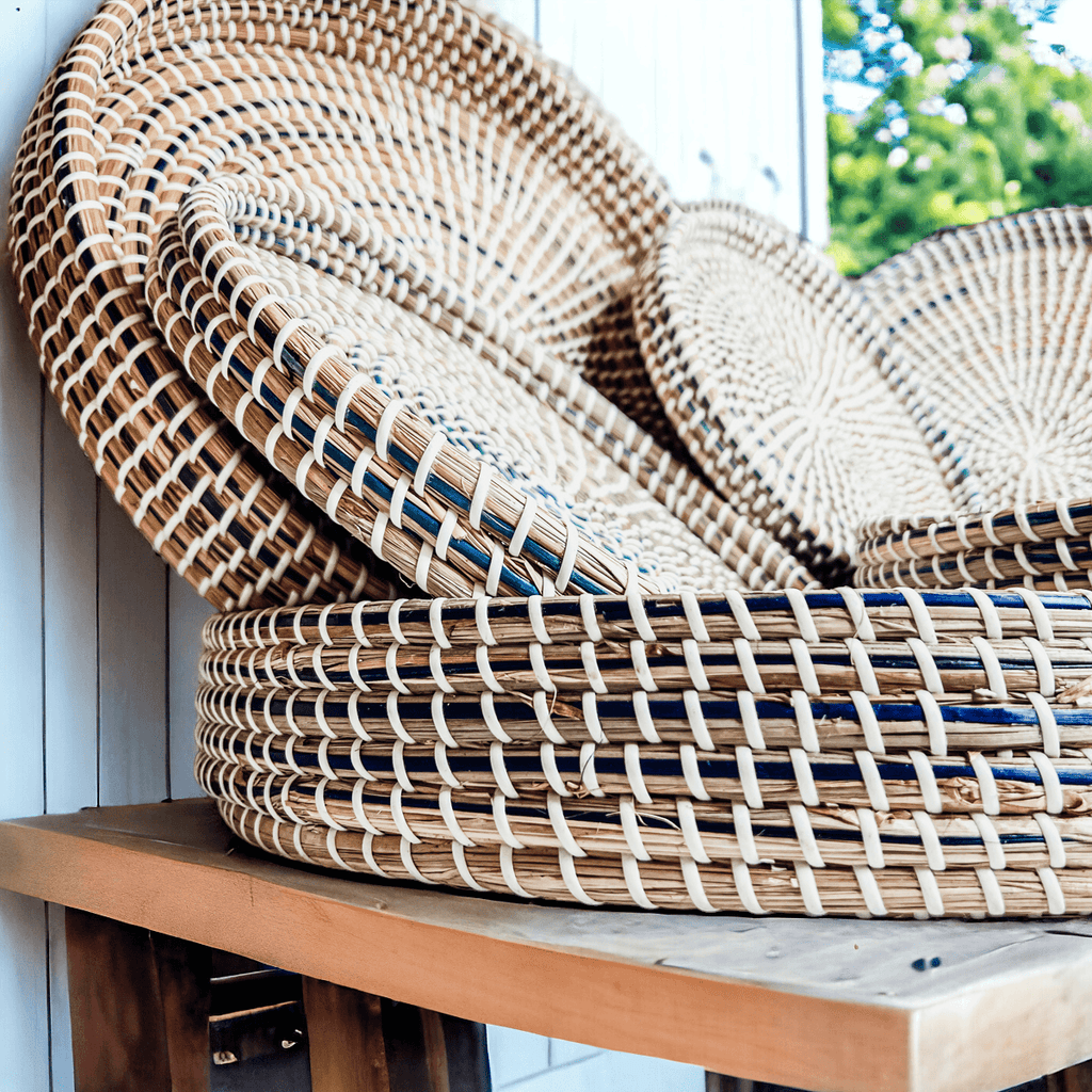 Handwoven Seagrass Trays — 6 Sizes