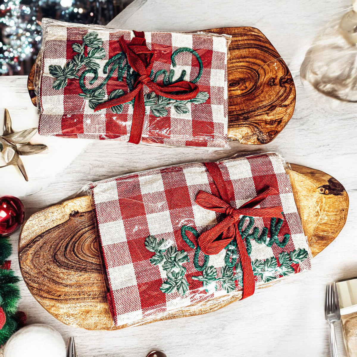 Holiday Acacia Board & Tartan Kitchen Towel Gift Set