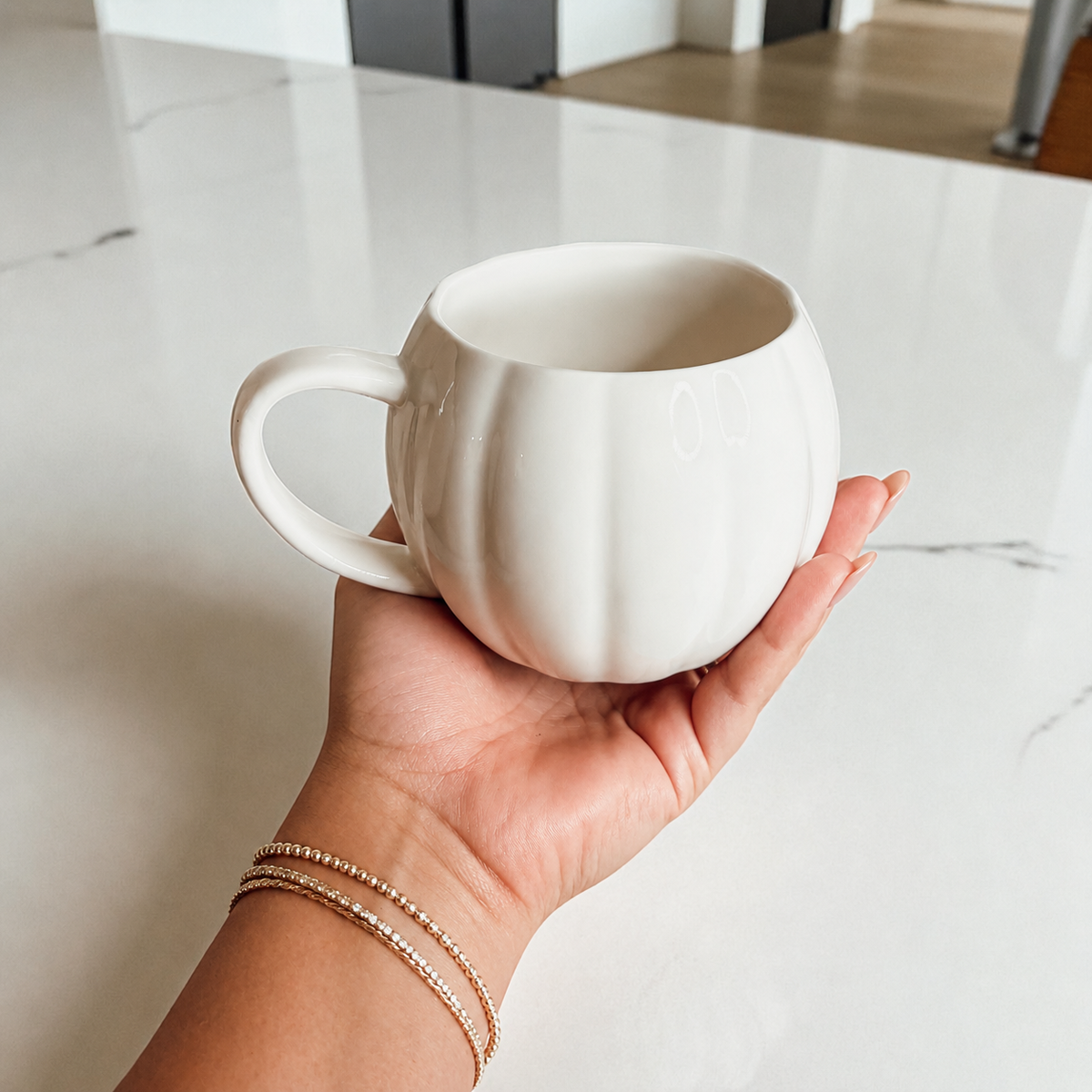 Pumpkin-Shaped Ceramic Mug — 16.8 oz